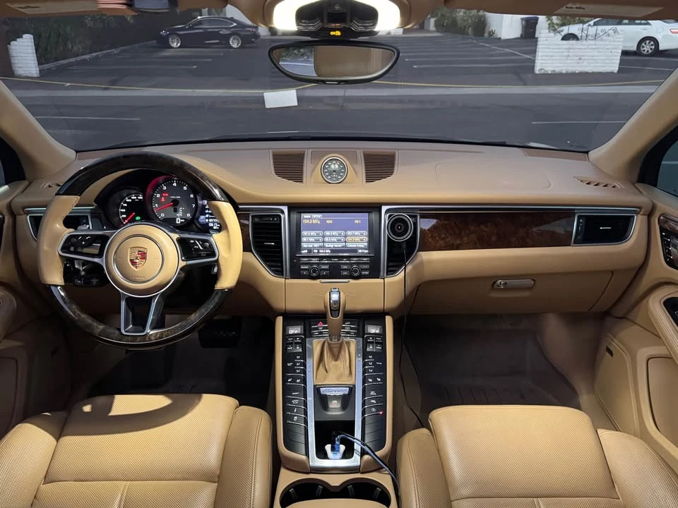 2015 Porsche Macan S - Image 6 of 10