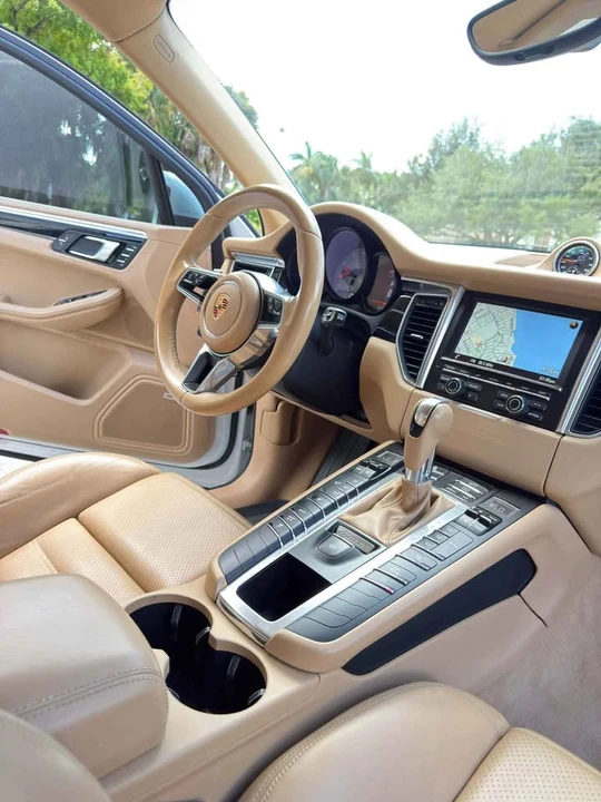 2015 Porsche Macan S - Image 8 of 19