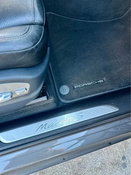 2015 Porsche Macan S - Image 12 of 18