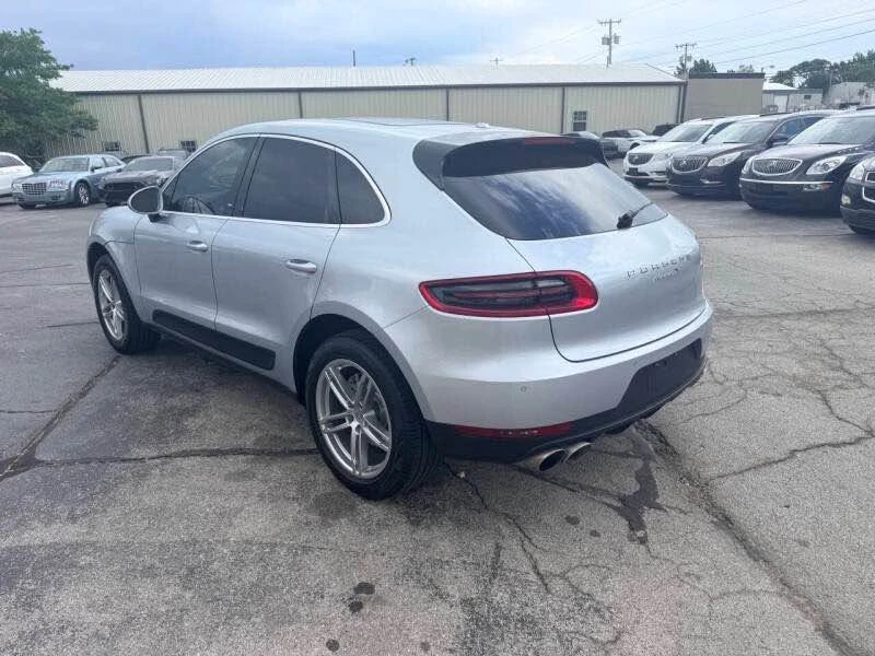 2015 Porsche Macan S - Image 2 of 5