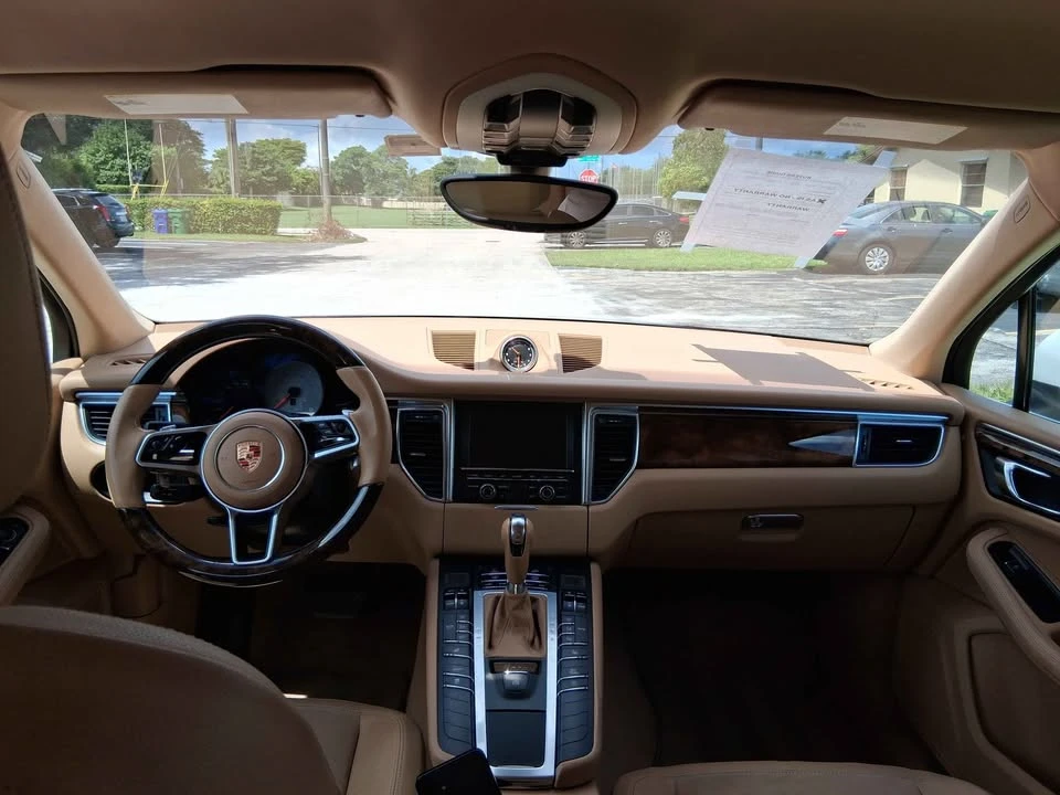 2015 Porsche Macan S - Image 7 of 11