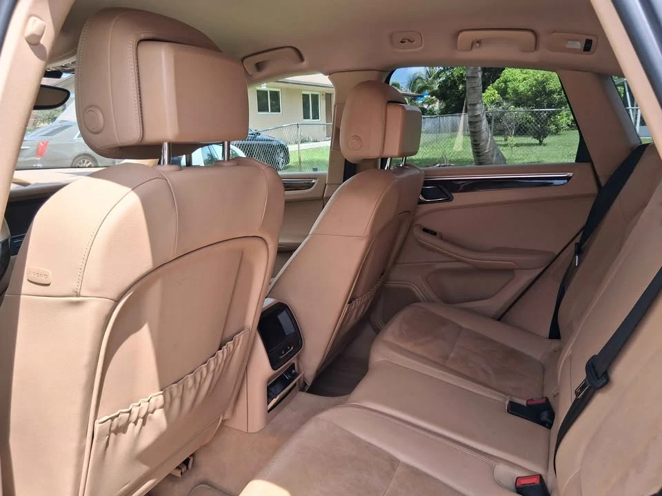 2015 Porsche Macan S - Image 8 of 11