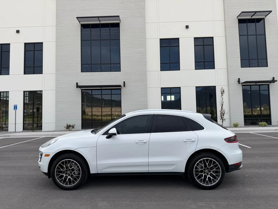 2015 Porsche Macan S - Image 2 of 18