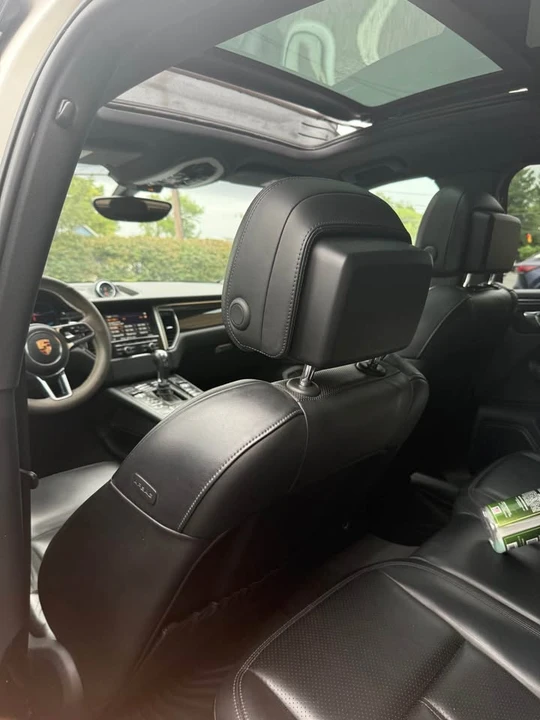 2015 Porsche Macan S - Image 9 of 18