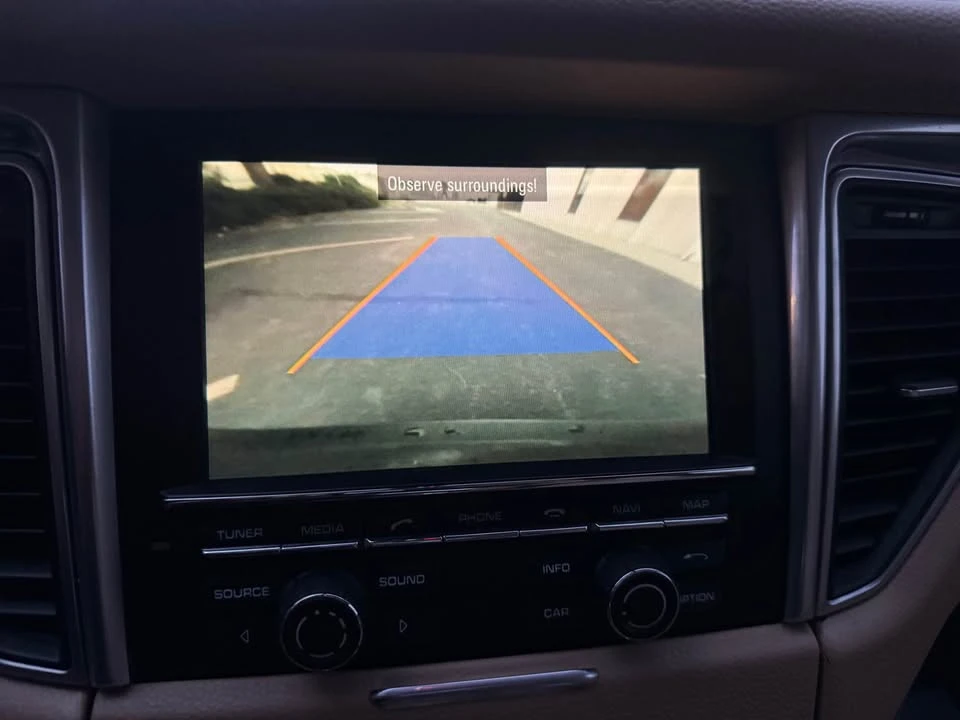2015 Porsche Macan S - Image 17 of 20