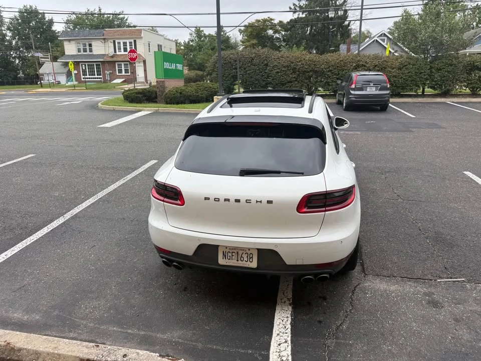 2015 Porsche Macan S - Image 12 of 18