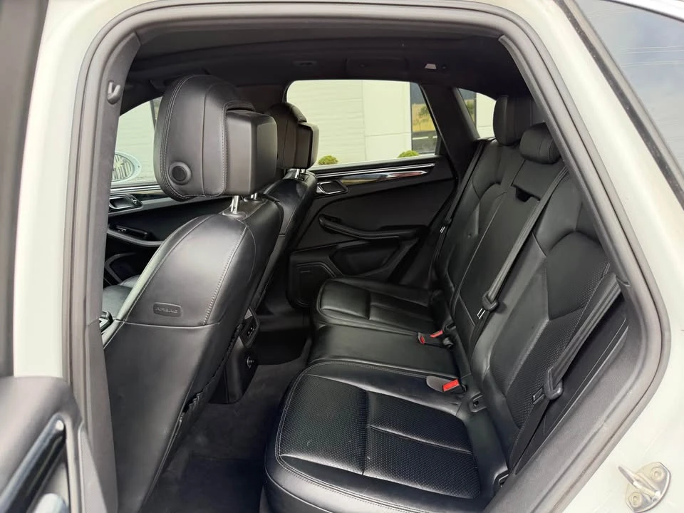 2015 Porsche Macan S - Image 14 of 18