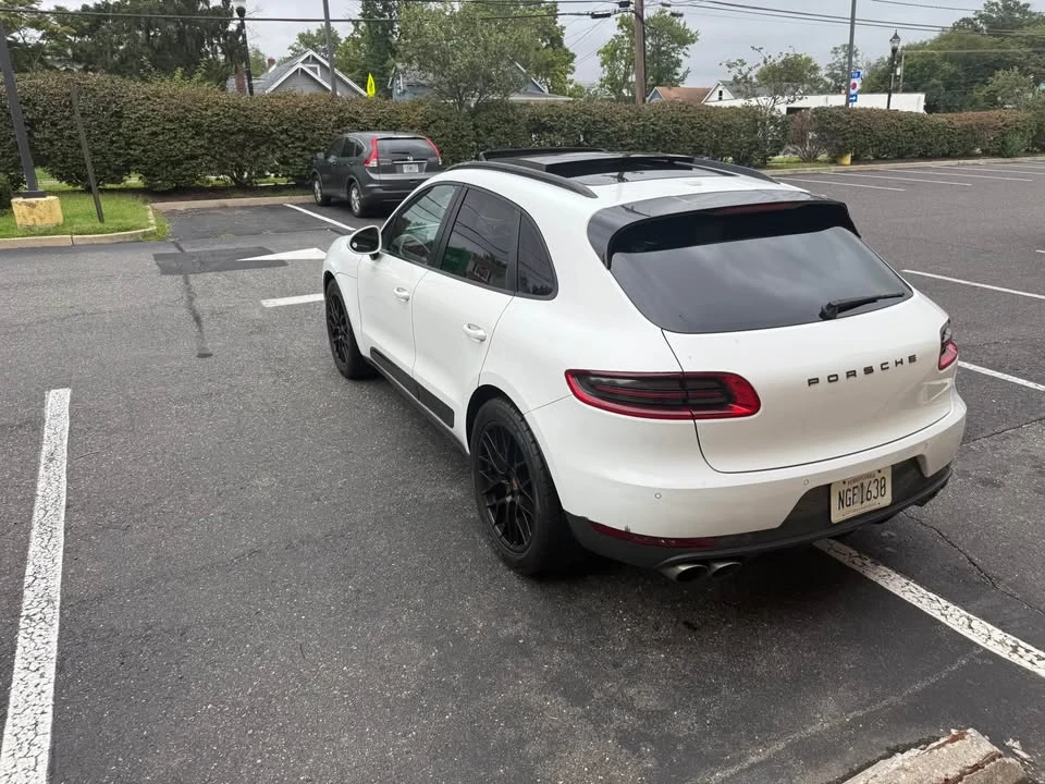 2015 Porsche Macan S - Image 13 of 18