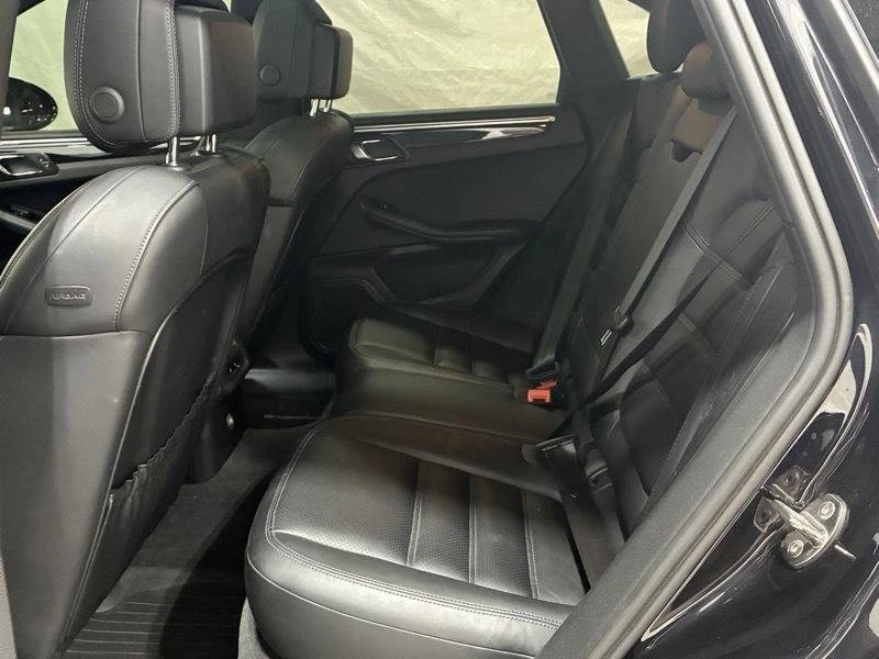 2015 Porsche Macan S - Image 18 of 19