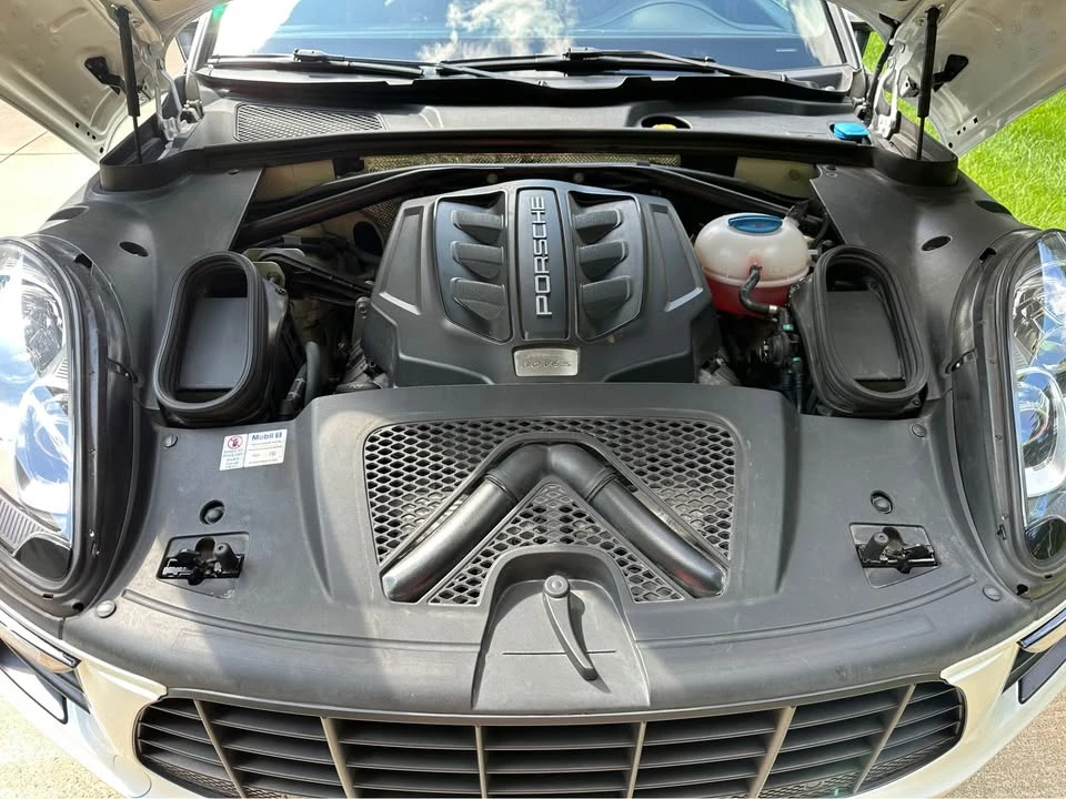 2015 Porsche Macan S - Image 18 of 20