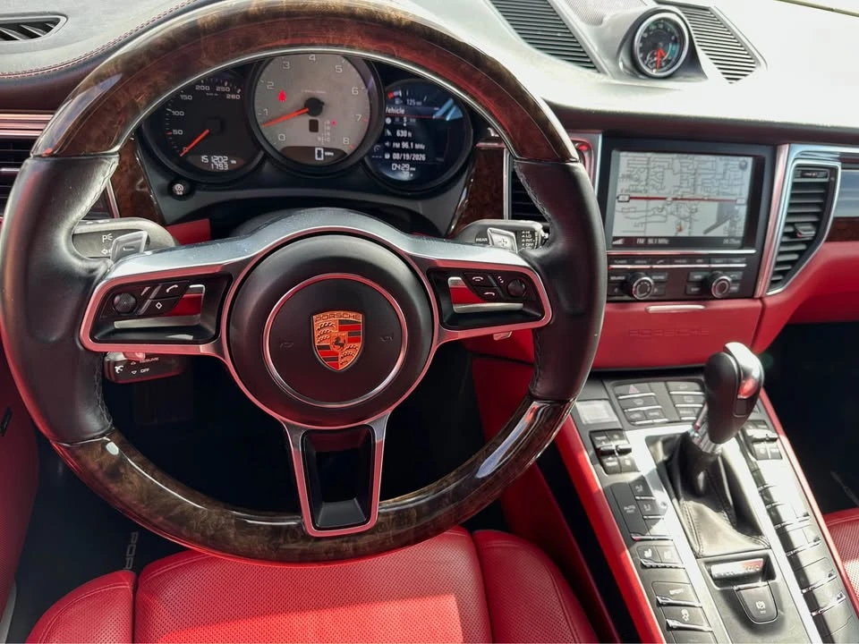 2015 Porsche Macan S - Image 10 of 20