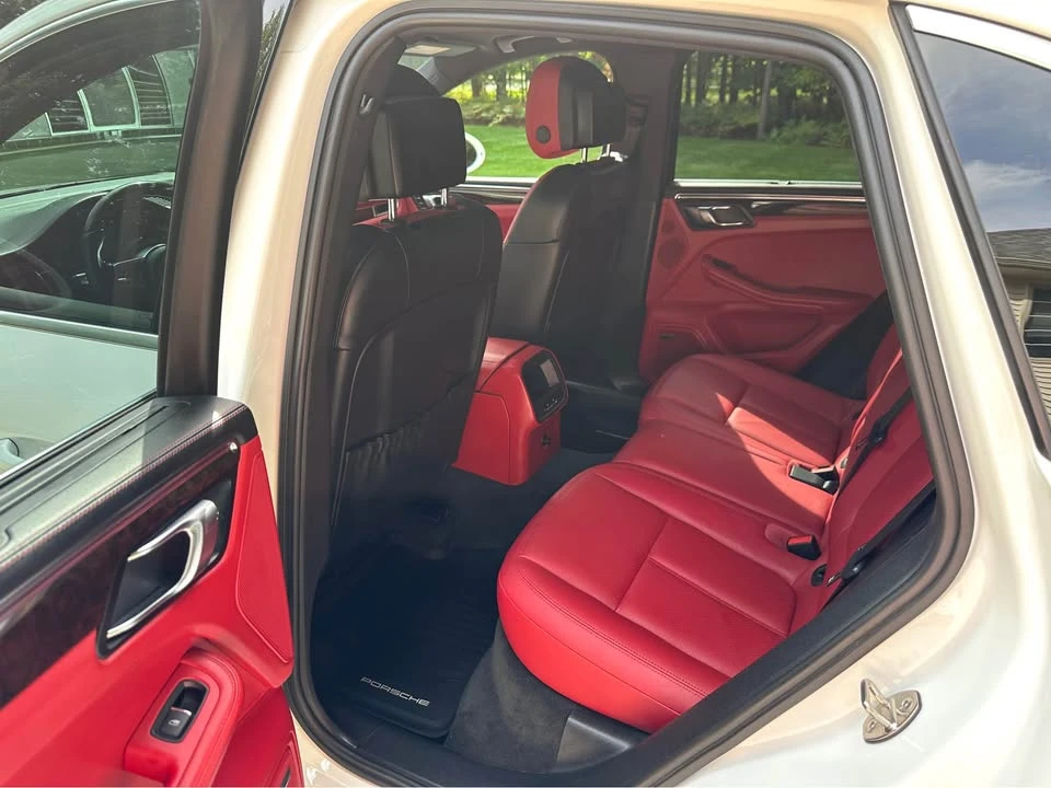 2015 Porsche Macan S - Image 14 of 20