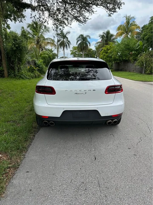 2015 Porsche Macan S - Image 5 of 9