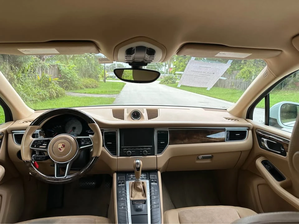 2015 Porsche Macan S - Image 7 of 9