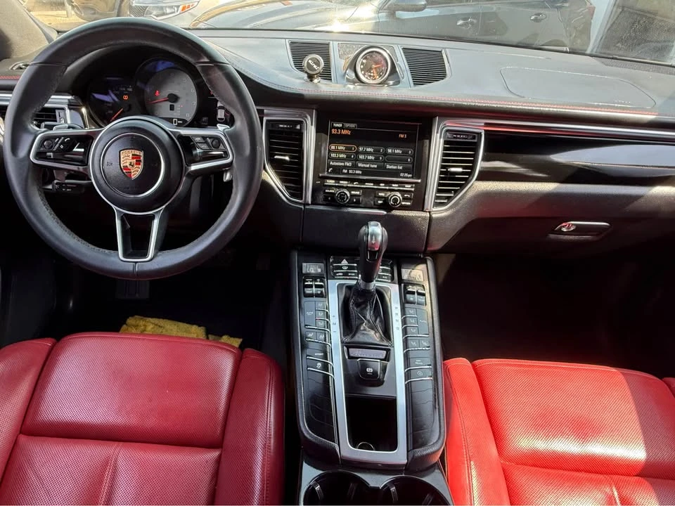2015 Porsche Macan S - Image 9 of 20