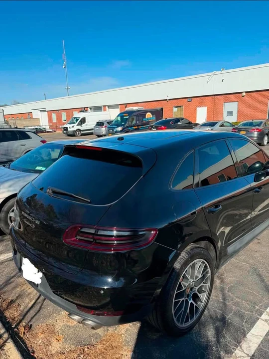 2015 Porsche Macan S - Image 19 of 20
