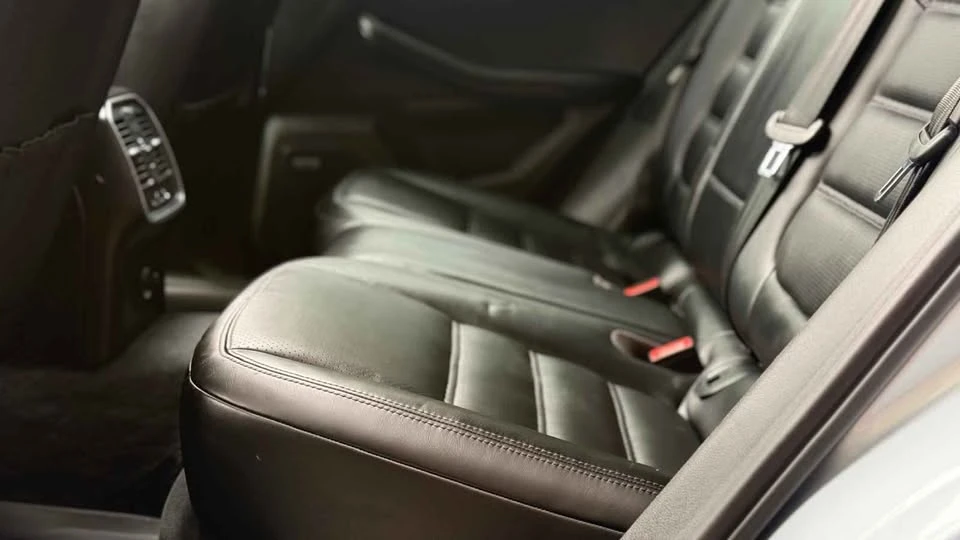 2015 Porsche Macan S - Image 13 of 20