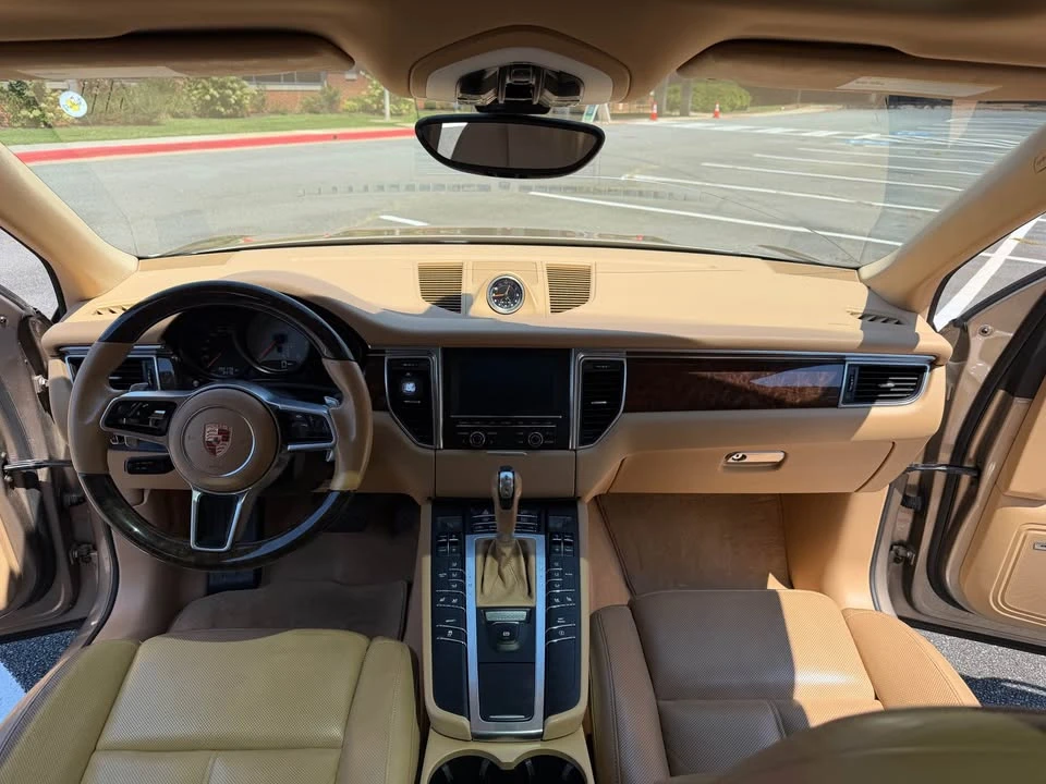 2015 Porsche Macan S - Image 8 of 16