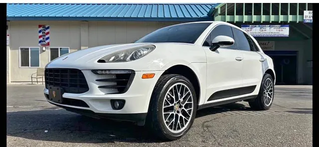 2015 Porsche Macan S Sport Utility 4D