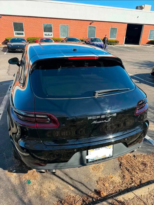 2015 Porsche Macan S - Image 18 of 20