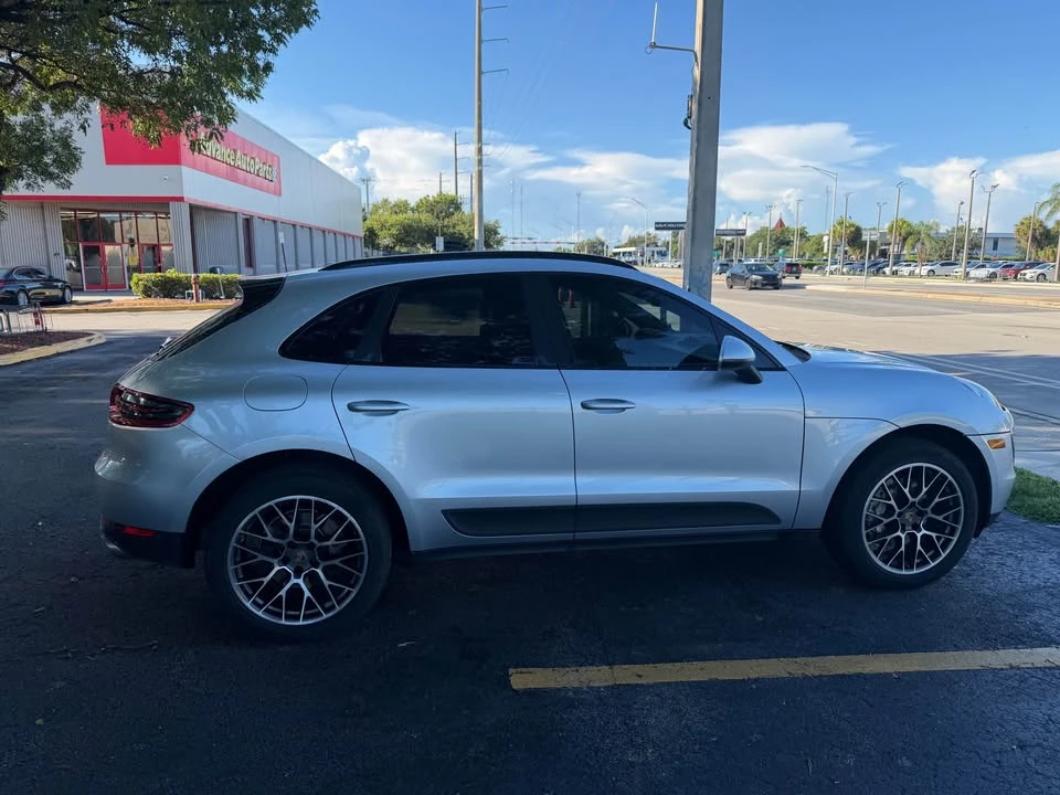2015 Porsche Macan S - Image 5 of 12