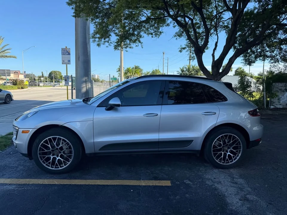2015 Porsche Macan S - Image 9 of 12