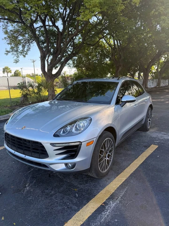2015 Porsche Macan S - Image 8 of 12