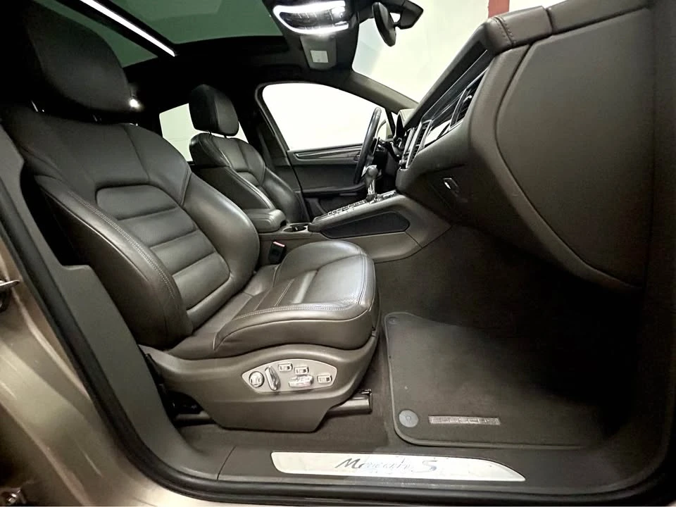 2015 Porsche Macan S - Image 12 of 20