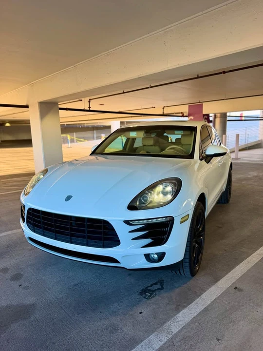 2015 Porsche Macan S - Image 11 of 17