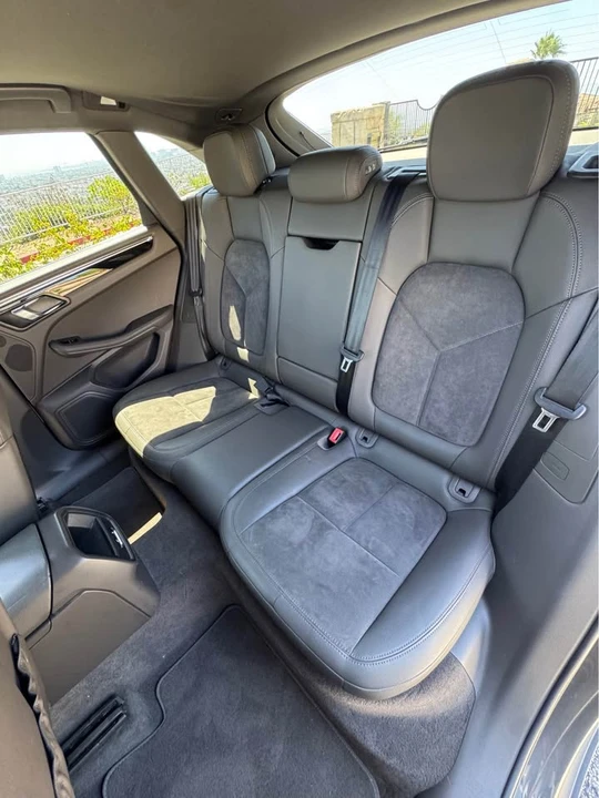 2015 Porsche Macan S - Image 12 of 20