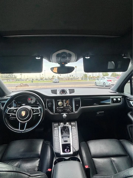 2015 Porsche Macan S - Image 11 of 14