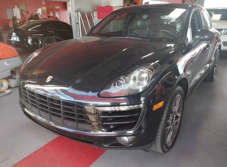 2015 Porsche Macan S - Image 3 of 4