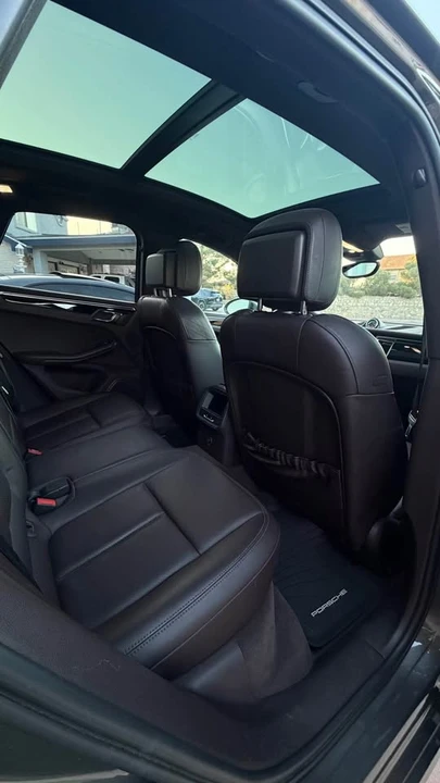 2015 Porsche Macan S - Image 15 of 18