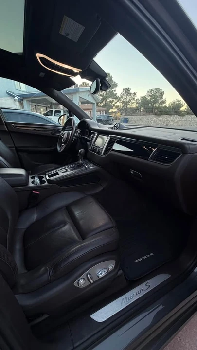 2015 Porsche Macan S - Image 17 of 18