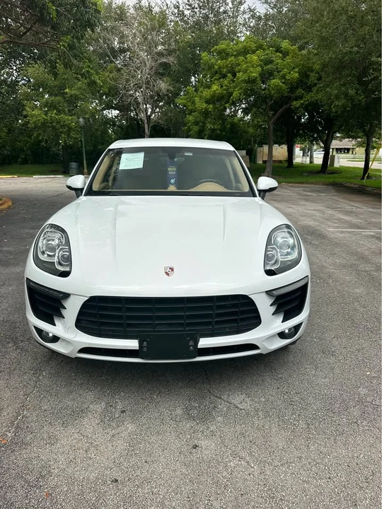 2015 Porsche Macan S - Image 2 of 14