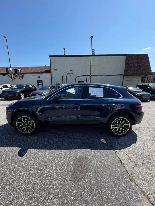 2015 Porsche Macan S - Image 2 of 11