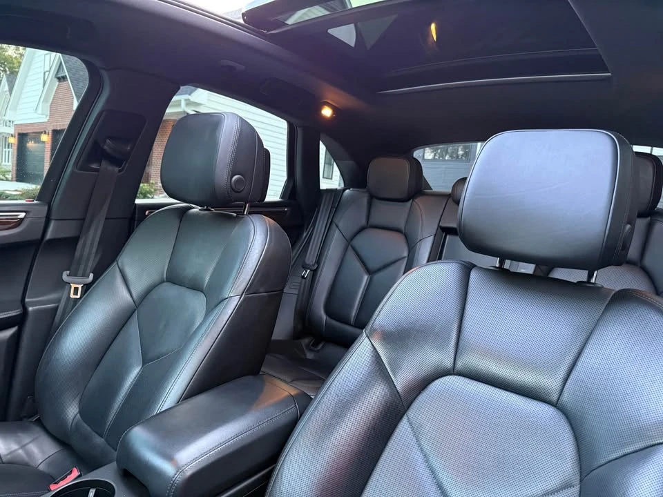 2015 Porsche Macan S - Image 12 of 18