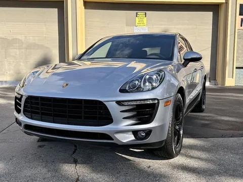 2015 Porsche Macan S Sport Utility 4D