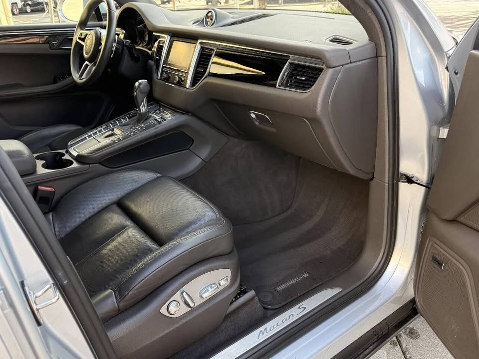 2015 Porsche Macan S - Image 15 of 18