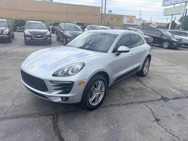 2015 Porsche Macan S - Image 2 of 14