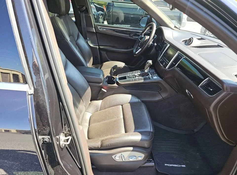2015 Porsche Macan S - Image 9 of 11