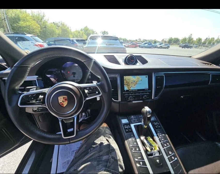 2015 Porsche Macan S - Image 7 of 11