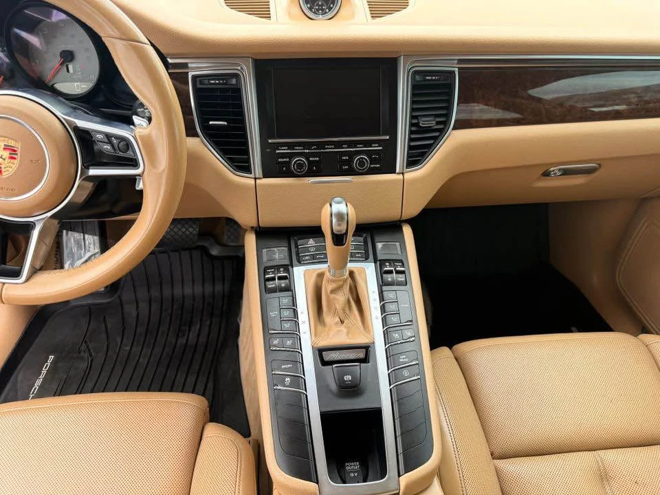 2015 Porsche Macan S - Image 9 of 10