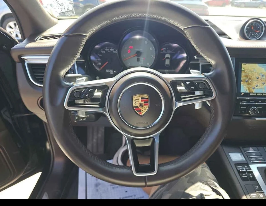 2015 Porsche Macan S - Image 8 of 11