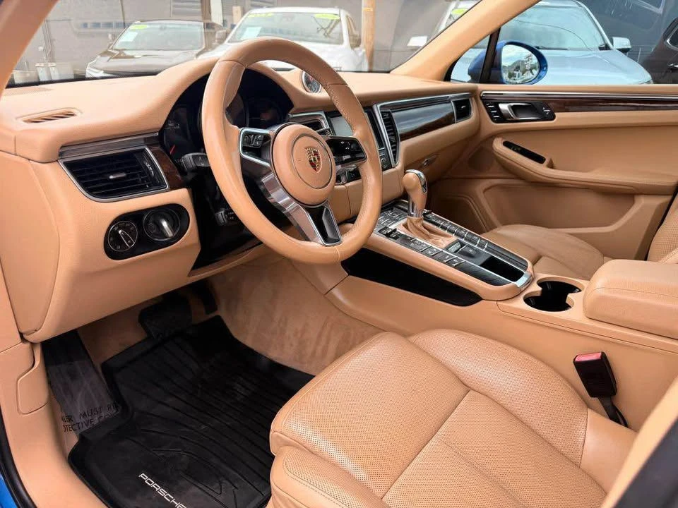 2015 Porsche Macan S - Image 6 of 10