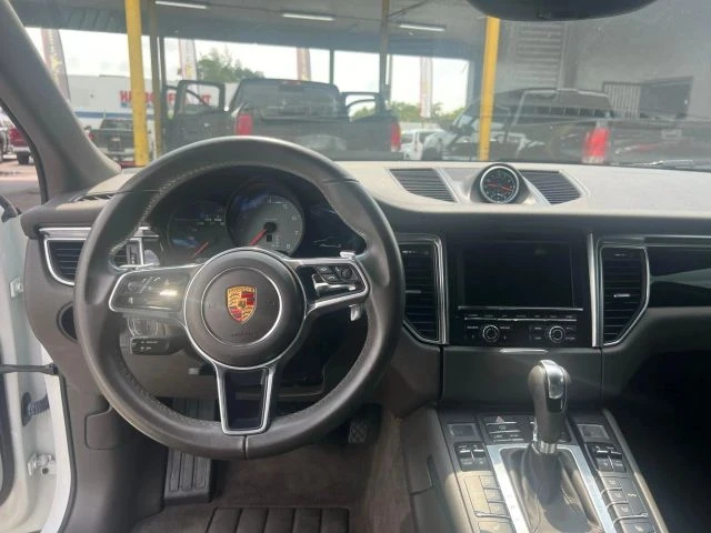 2015 Porsche Macan S - Image 17 of 18