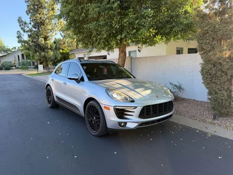 2015 Porsche Macan S Sport Utility 4D