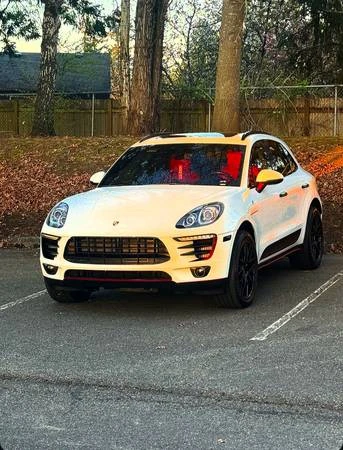 2015 Porsche Macan S - Image 18 of 19