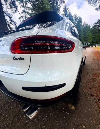2015 Porsche Macan S - Image 10 of 19