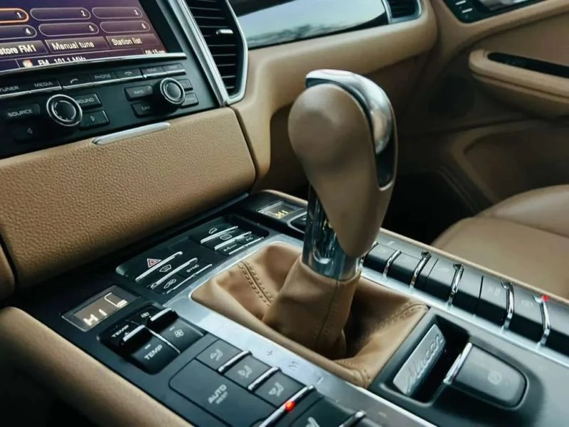 2015 Porsche Macan S - Image 12 of 12